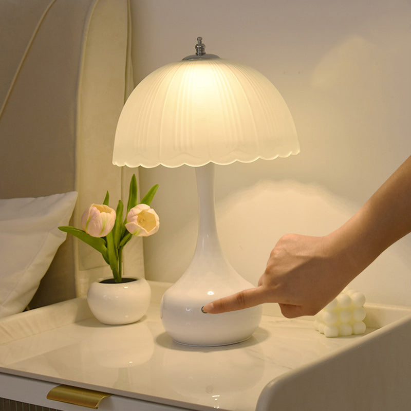 Traditional French Dome Glass Iron LED Table Lamp For Bedroom Lumendat