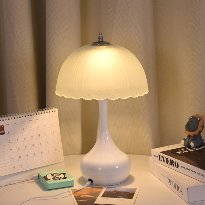 Traditional French Dome Glass Iron LED Table Lamp For Bedroom Lumendat