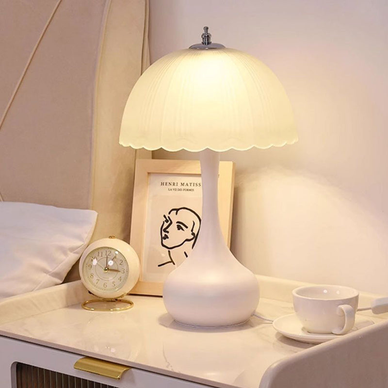 Traditional French Dome Glass Iron LED Table Lamp For Bedroom Lumendat