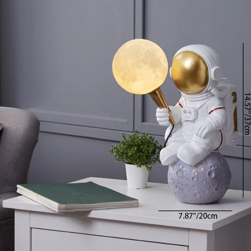 Creative Kids Table Lamp – 1-Light Cartoon Astronaut Resin Lamp for Bedroom Lumendat