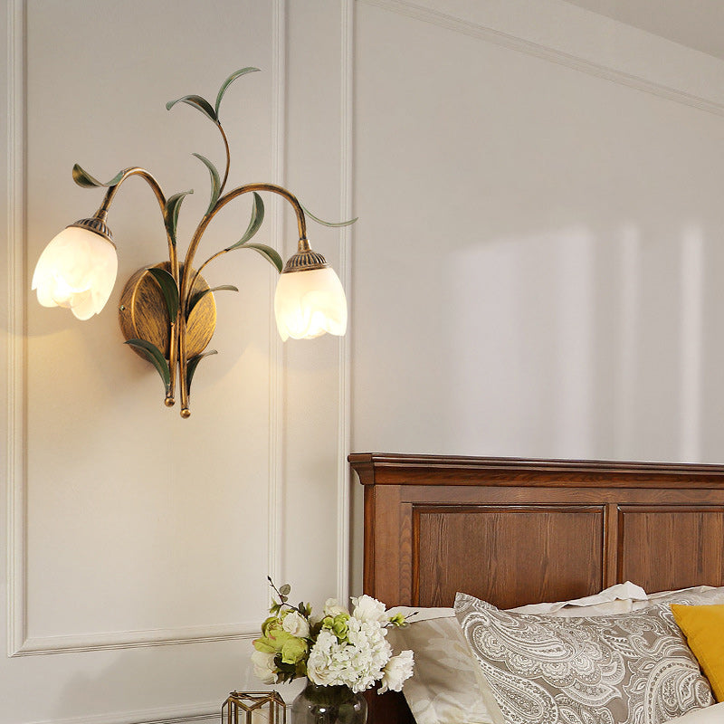 Modern Art Deco Flower Leaf Crystal Glass Iron 1/2 Light Wall Sconce Lamp for Bedroom