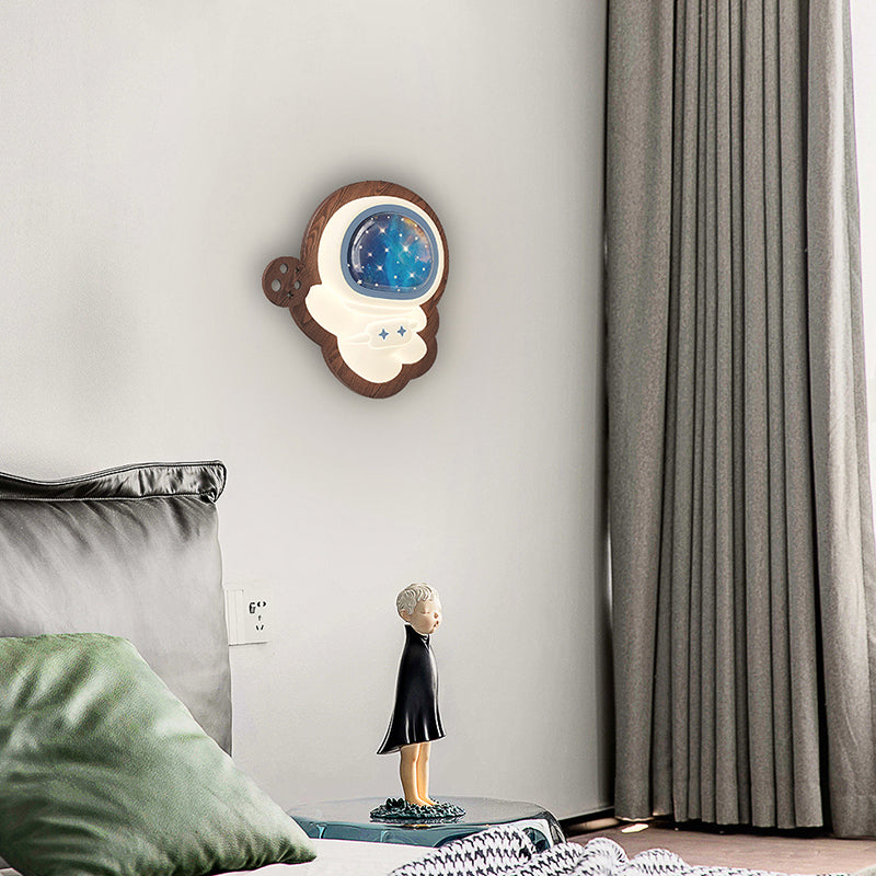 Lumendat Modern Art Deco Spaceman PE Rubberwood LED Kids Wall Sconce Lamp For Living Room Lumendat