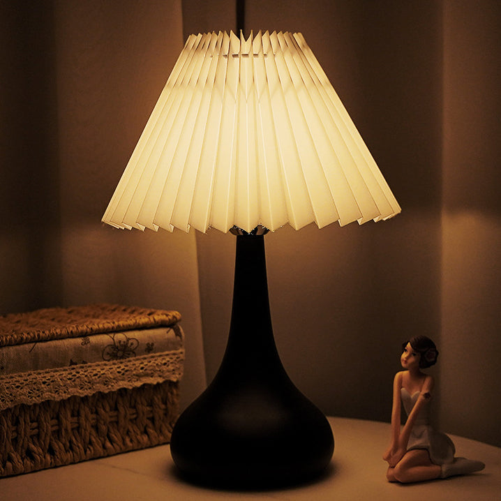 Contemporary Scandinavian Round Cone Fabric Metal 1-Light Table Lamp For Bedroom Lumendat