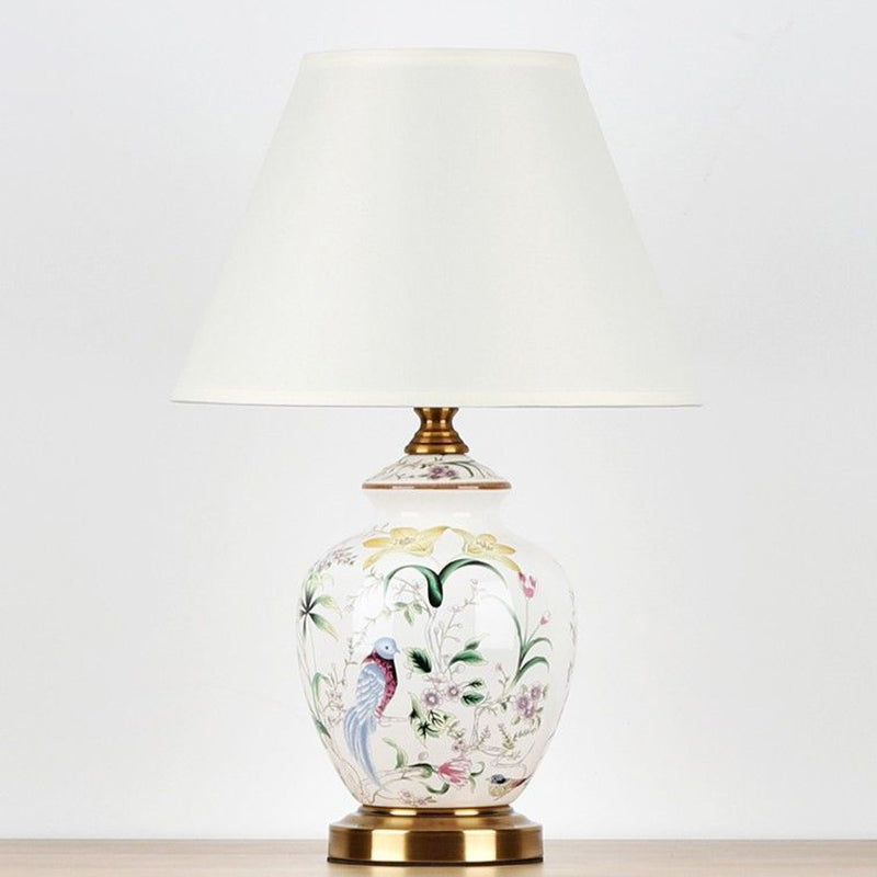 Traditional Chinese Patterned Bird Scalloped Round Fabric Ceramic 1-Light Table Lamp For Living Room Lumendat