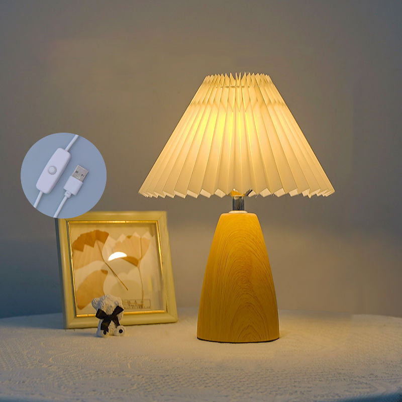 Traditional Vintage Scalloped Pleated Cone Fabric Wood LED Table Lamp For Living Room Lumendat