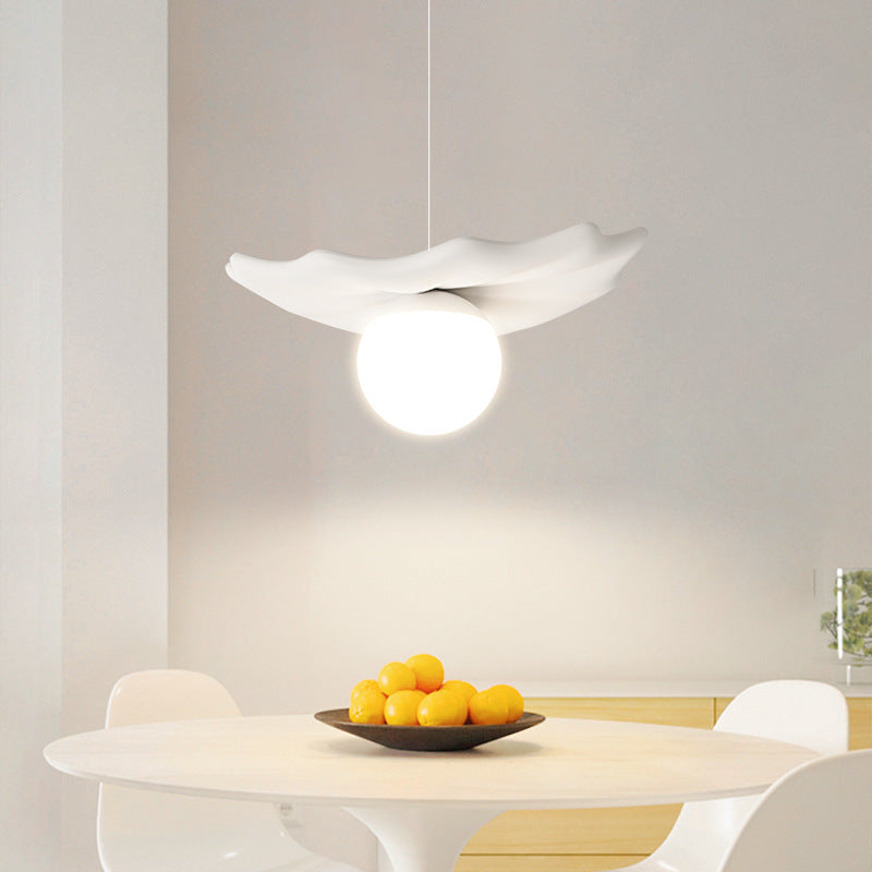 Contemporary Creative Irregular Shape Orb Silicone Resin Iron LED Pendant Light For Living Room