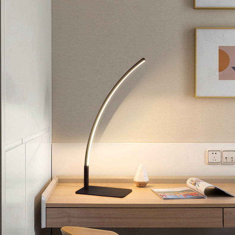 Modern Minimalist USB Curved Iron Aluminum LED Desk Lamp For Study Lumendat