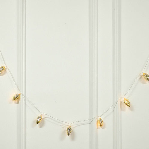 Contemporary Creative USB Battery PE Pine Cone LED String Lights For Entertainment Room Lumendat