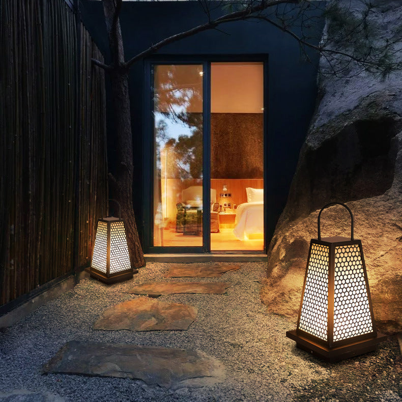 Traditional Japanese Solar Waterproof Stainless Steel Acrylic Trapezoidal Honeycombed Lantern LED Outdoor Light Landscape Lighting For Garden Lumendat