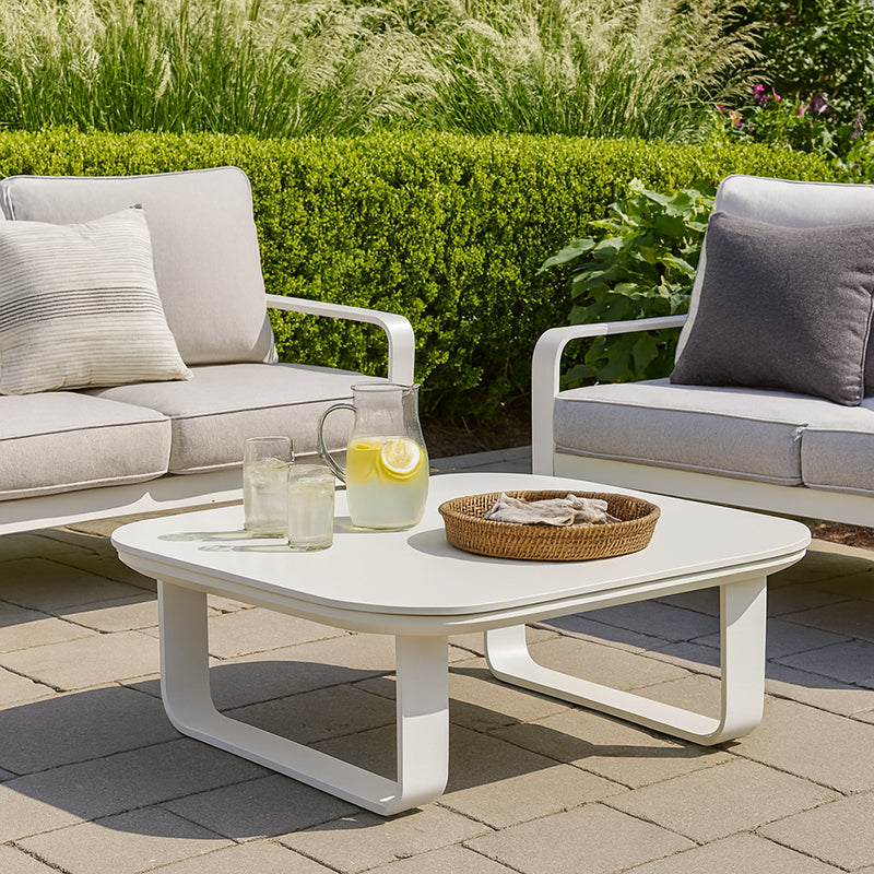 Sleek White Square Outdoor Coffee Table - 1-Tier Functional Design For Stylish Gardens & Outdoor Patios Lumendat