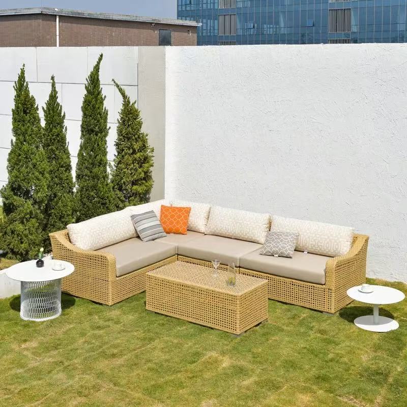 Rustic PE Rattan Weaving Outdoor Coffee Table – 1-Tier Waterproof Design For Outdoor Patio & Garden Lumendat