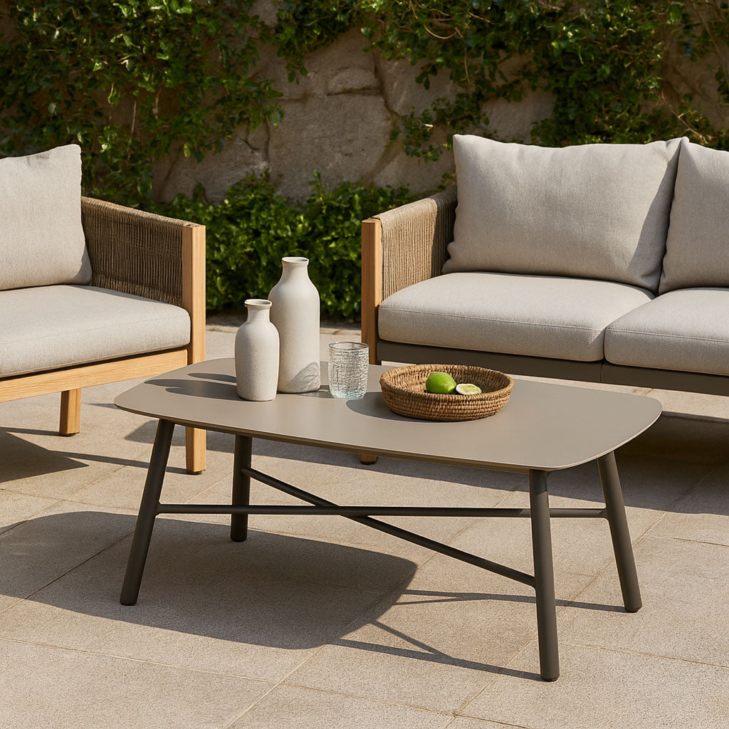 Industrial Rectangular Rounded Edges Outdoor Coffee Table - 4-Legs Sturdy Aluminum Frame For Outdoor Patio & Garden Lumendat