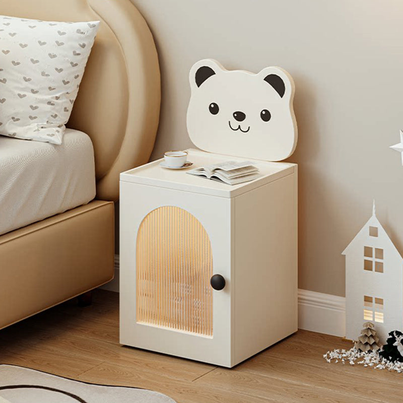 Lumendat Modern Minimalist Eco-Friendly Vacuum-Formed Panel Fluted Glass Cartoon Bear Rectangular Kids Magnetic USB Charging Sensor Light Nightstand 1 Lumendat