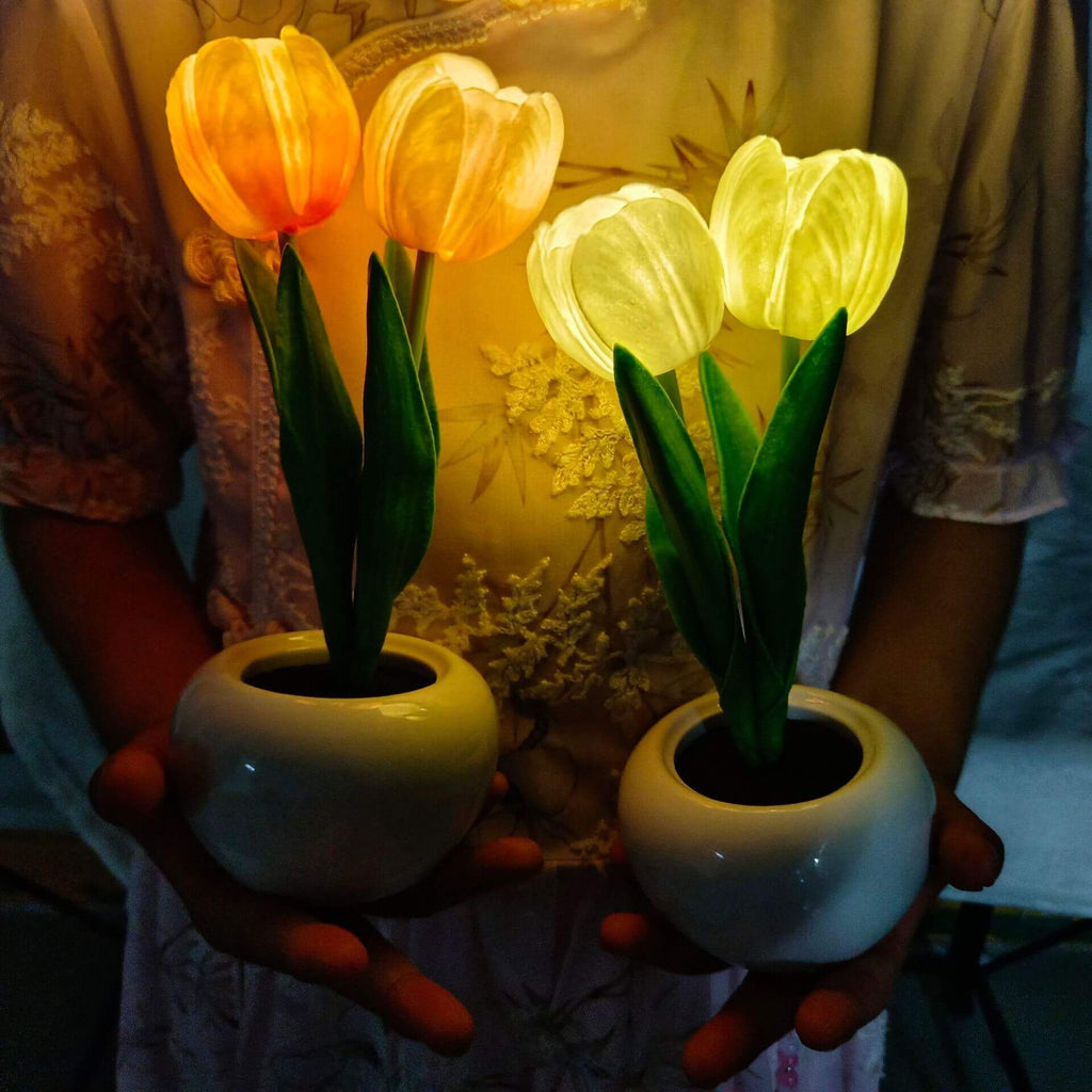 Modern Creative Simulation Tulip Peony LED Night Light Table Lamp Lumendat