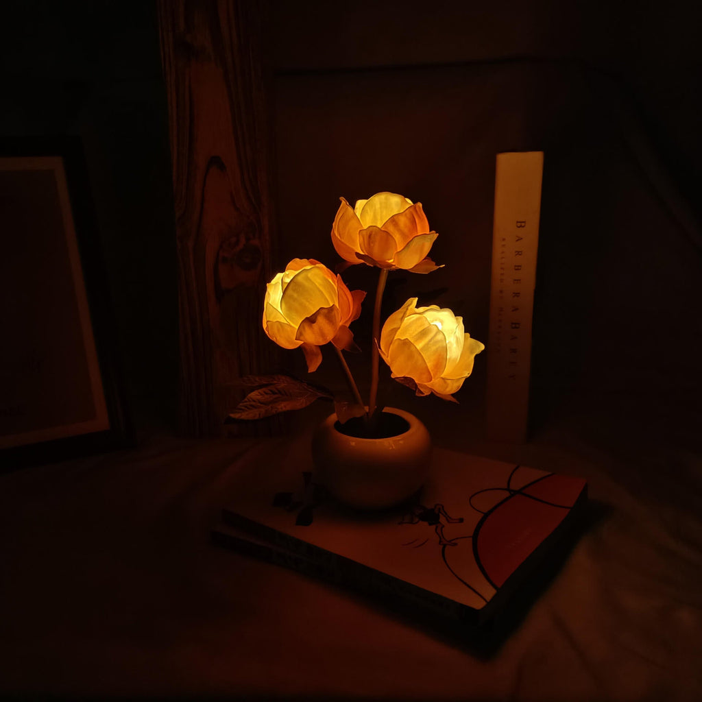 Modern Creative Simulation Tulip Peony LED Night Light Table Lamp Lumendat