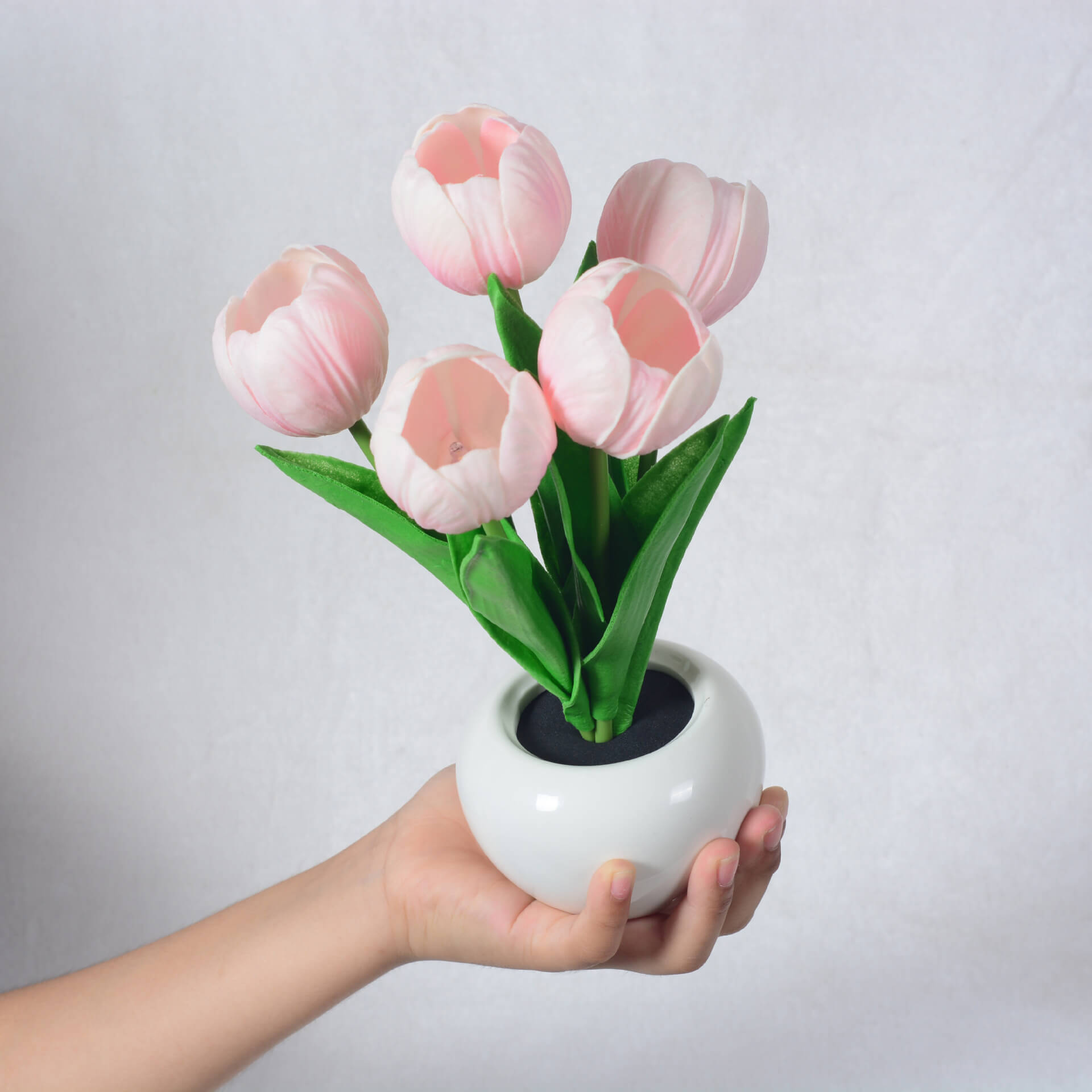 Modern Creative Simulation Tulip Peony LED Night Light Table Lamp Lumendat