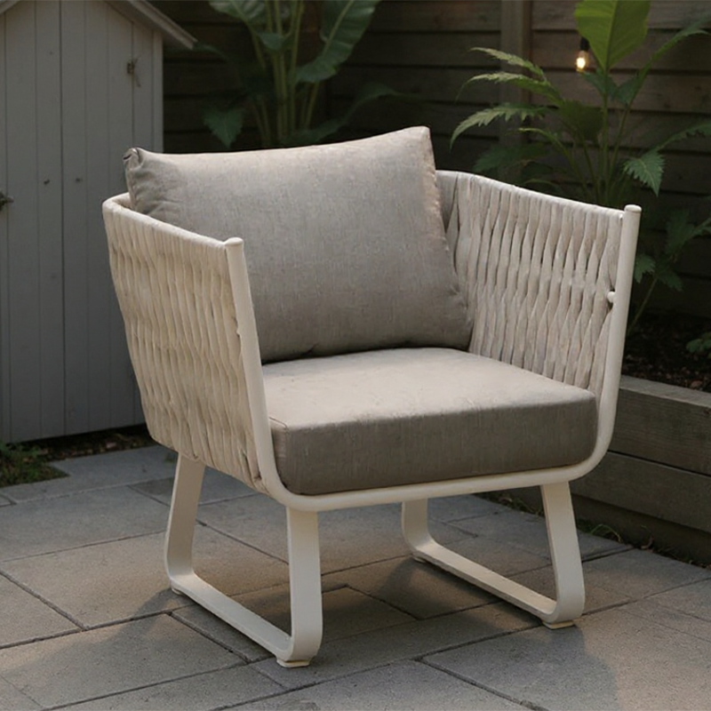 Fresh Vibe Coastal Outdoor Accent Chair - 1-Seater Weather-Resistant Outdoor Chair For Outdoor Patio & Garden Lumendat