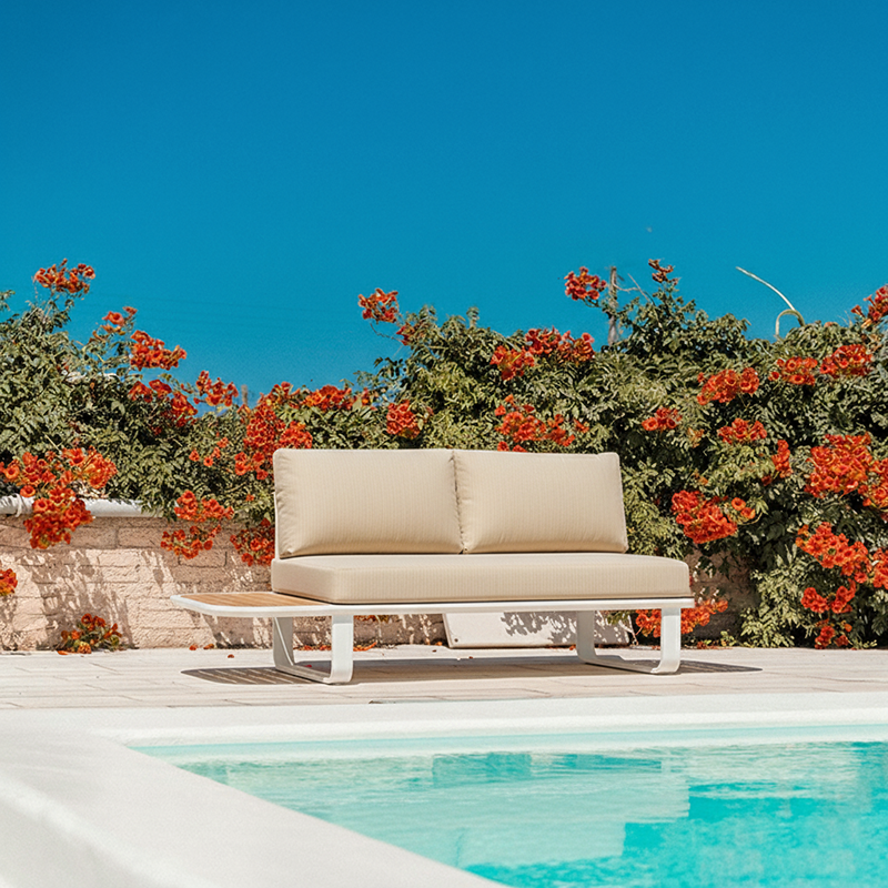 Minimalist Outdoor Teak & Aluminum Sofa - 1/2 Seater For Outdoor Patio & Garden Lumendat