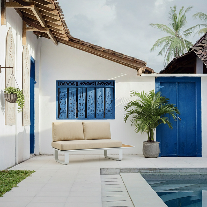 Minimalist Outdoor Teak & Aluminum Sofa - 1/2 Seater For Outdoor Patio & Garden Lumendat