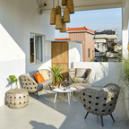 Contemporary Aluminum Outdoor Table - Tempered Glass Surface Coffee Table For Outdoor Patio Lumendat