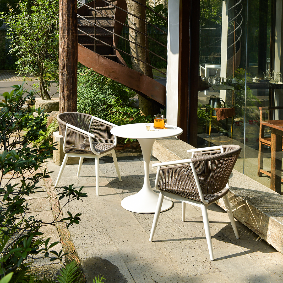 Contemporary PE Rattan Outdoor Leisure Chair - Comfortable Outdoor Dining Chair For Outdoor Lumendat