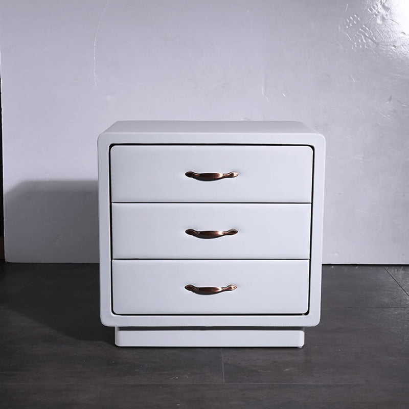 Modern Soft Ivory Faux Leather Bedside Cabinet - Gold Metal Pulls Nightstand With 3 Drawers For Bedroom Lumendat