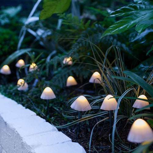 Contemporary Creative Plastic Solar LED Mushroom Lights String Lights For Outdoor Patio Lumendat