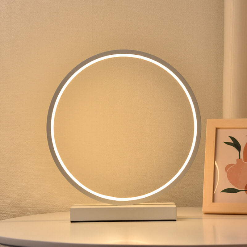 Nordic Creative Circle Deer USB LED Night Light Table Lamp Lumendat