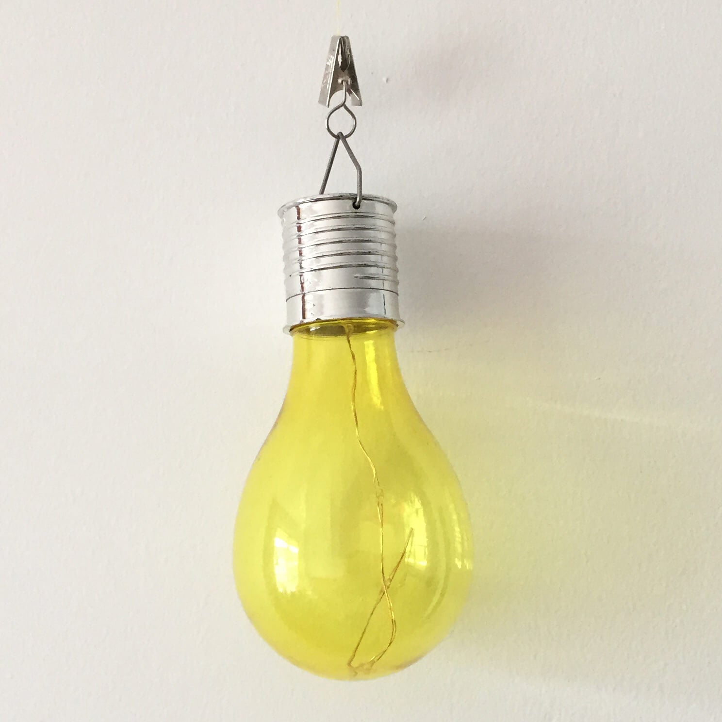Creative Color Bulbs Plastic Solar LED Outdoor Hanging Light Lumendat
