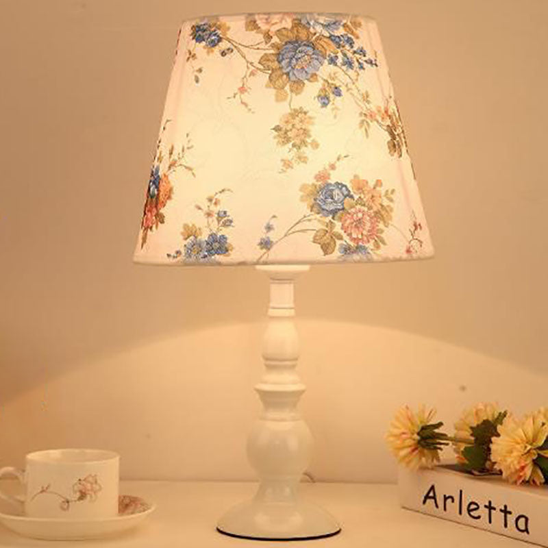 Modern Simple Floral Fabric Iron Vase Base 1-Light Table Lamp Lumendat