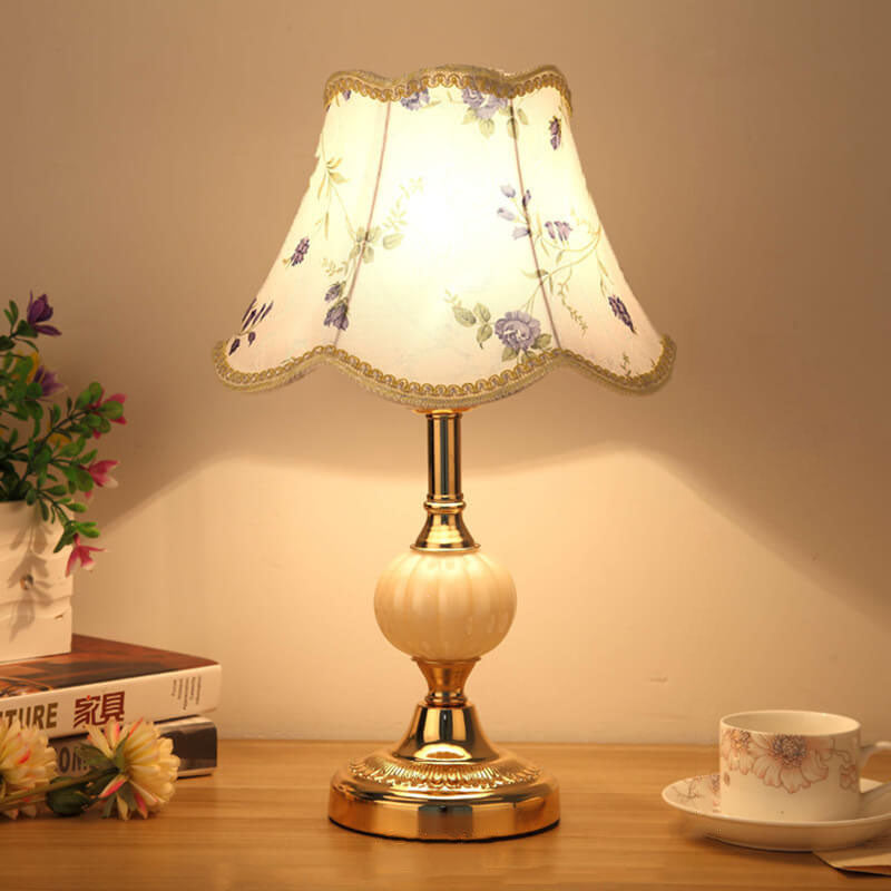 Nordic Vintage Floral Glass Fabric 1-Light Table Lamp Lumendat
