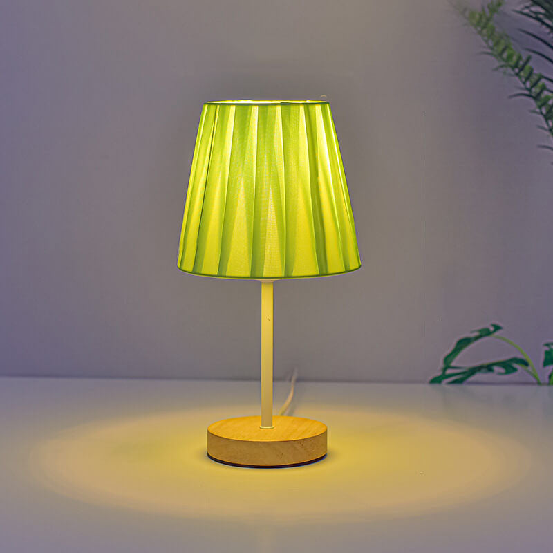 Nordic Vintage Fabric Cone Solid Wood LED Table Lamp Lumendat