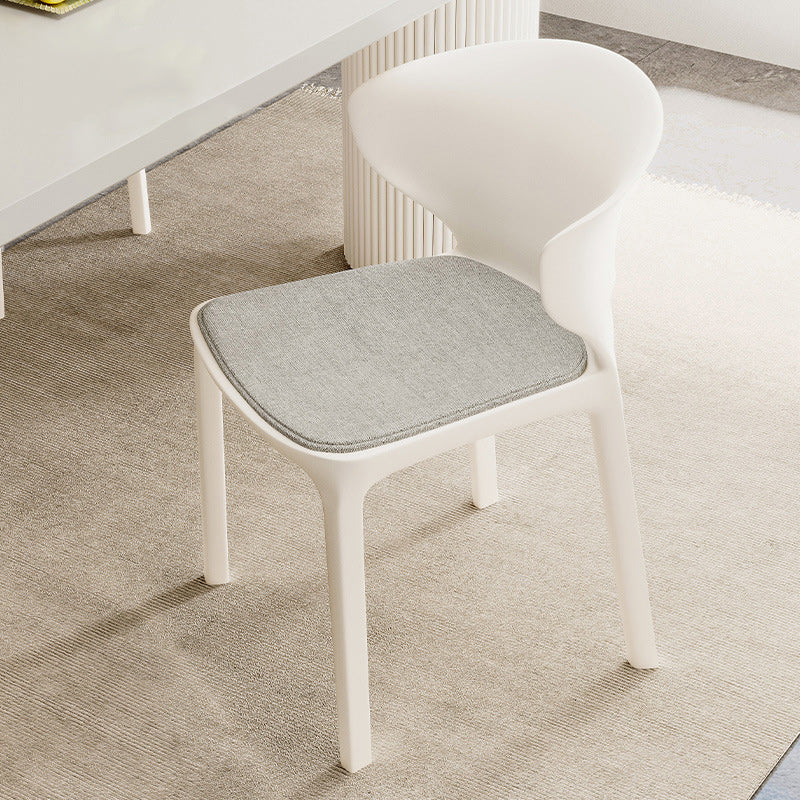 Contemporary Scandinavian PP Plastic Square Ergonomivally Design Stackable Dining Chair Backrest For Dining Room DFM-F