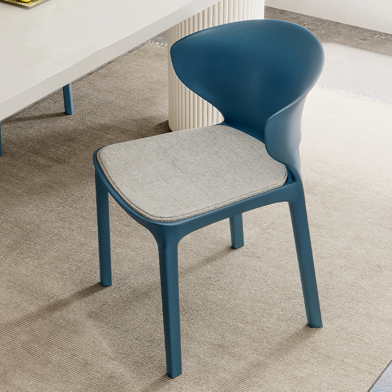 Contemporary Scandinavian PP Plastic Square Ergonomivally Design Stackable Dining Chair Backrest For Dining Room DFM-F