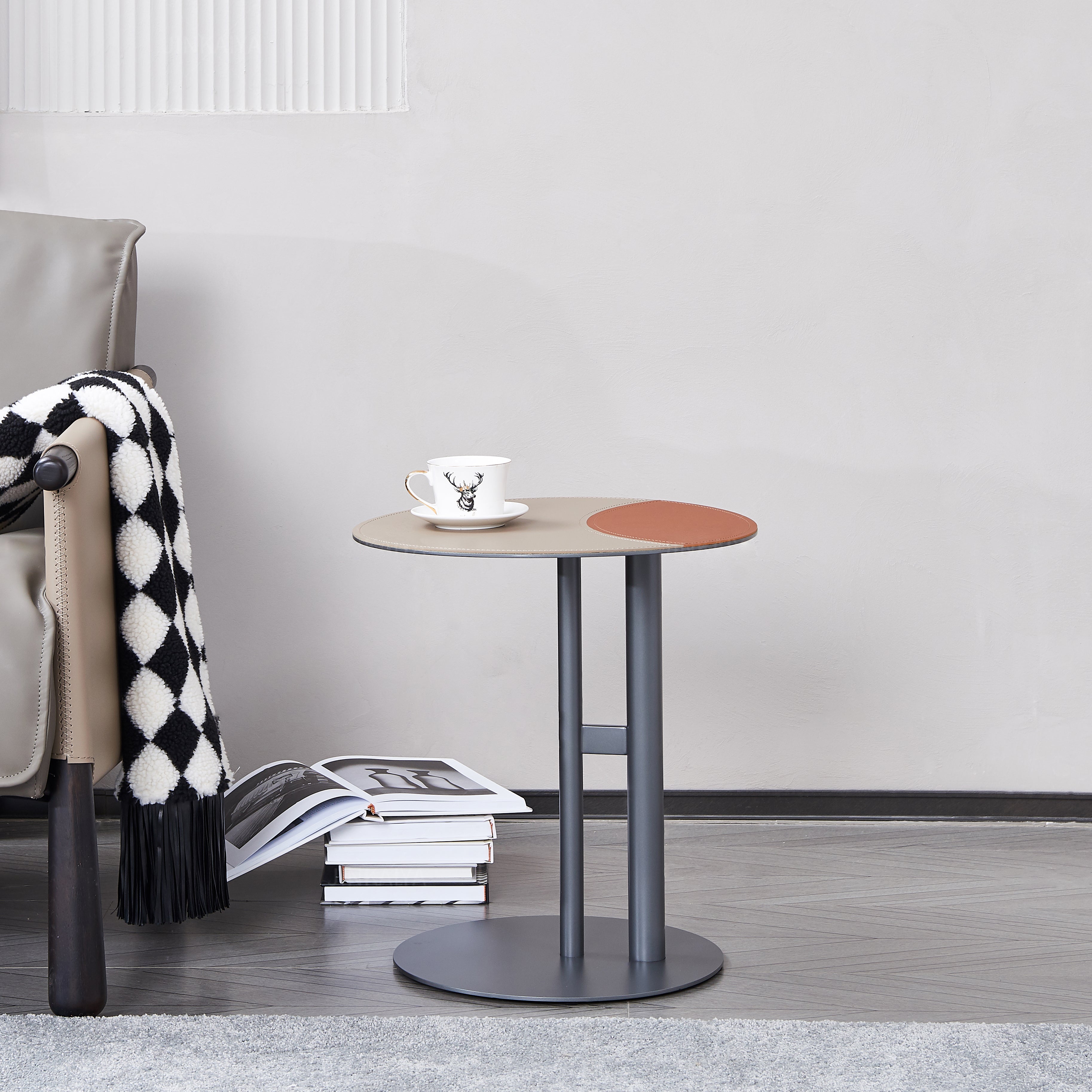 Round Two-Tone Faux Saddle Leather End Table - Minimalist Compact Side Table With Metal Base For Living Room Lumendat