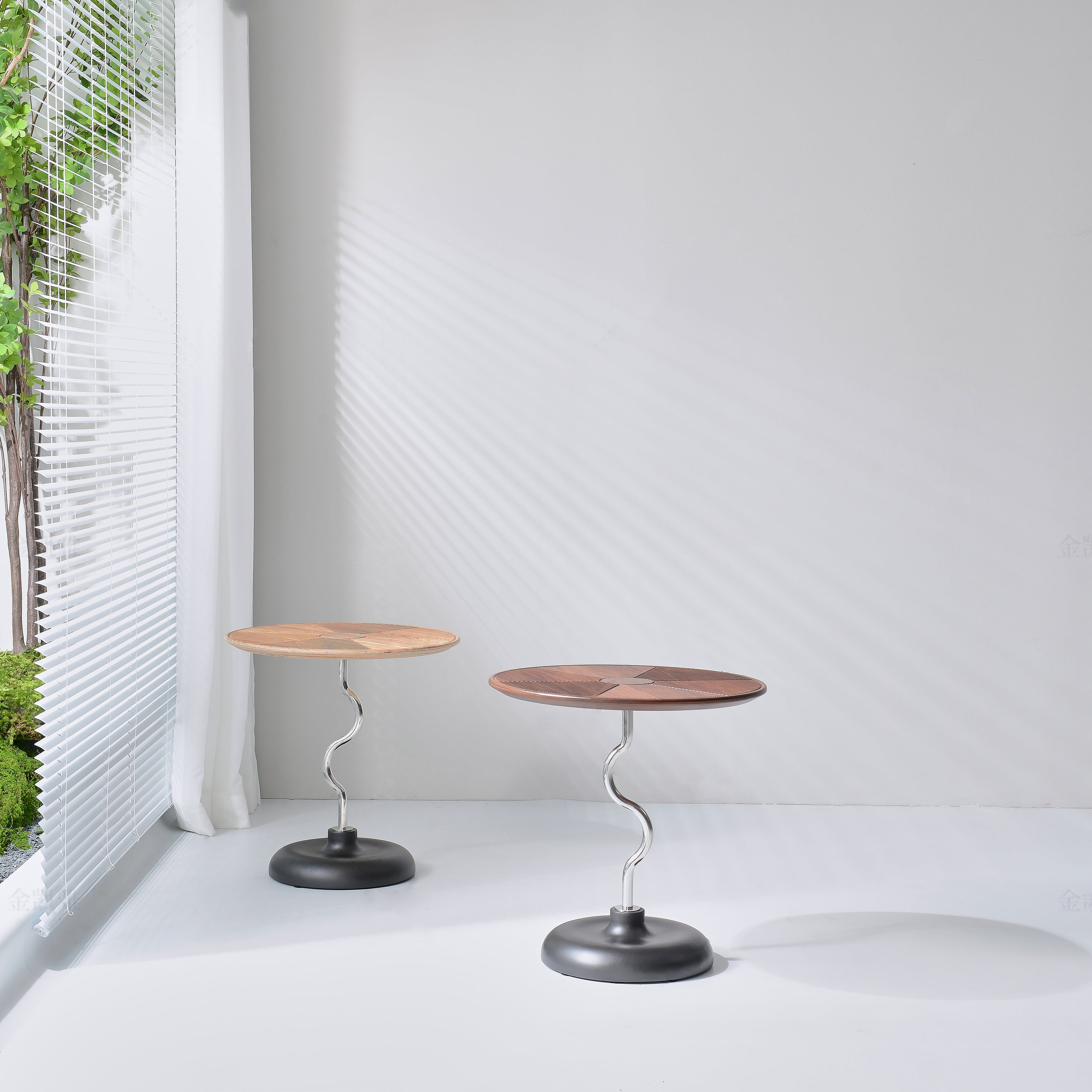 Artistic Round Curved Stem Wood Stainless Steel End Table - Vintage Classic Accent Table For Living Room Lumendat