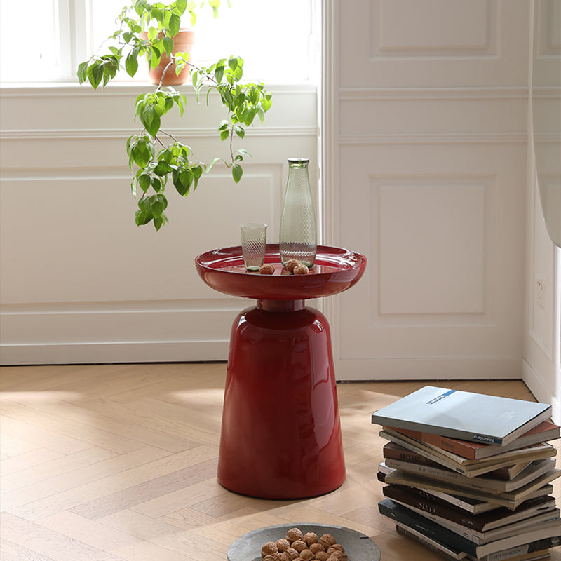 Sculptural Round Fiberglass End Table - Scandinavian Glossy Red Side Table For Living Room Lumendat
