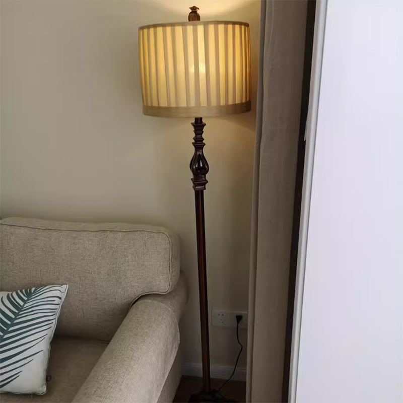 Modern European Retro Pleated Fabric 1-Light Standing Floor Lamp Lumendat