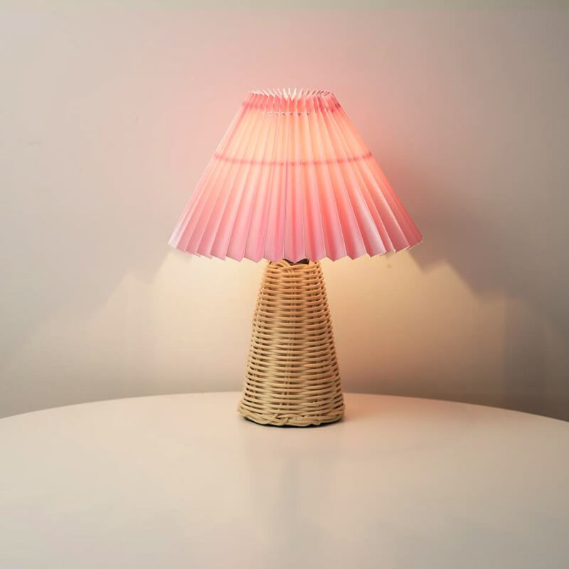 Vintage Pleated Fabric Tapered Base 1-Light Table Lamp Lumendat
