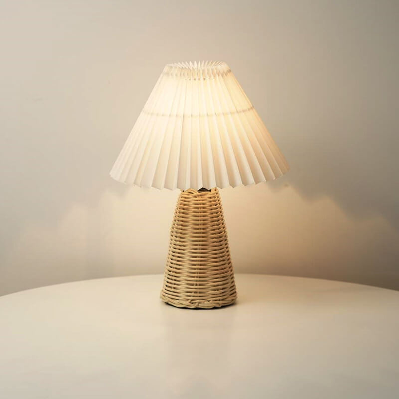 Vintage Pleated Fabric Tapered Base 1-Light Table Lamp Lumendat