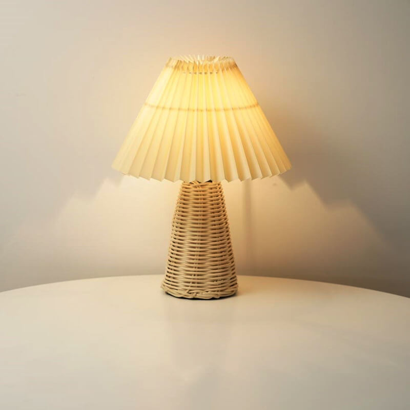 Vintage Pleated Fabric Tapered Base 1-Light Table Lamp Lumendat